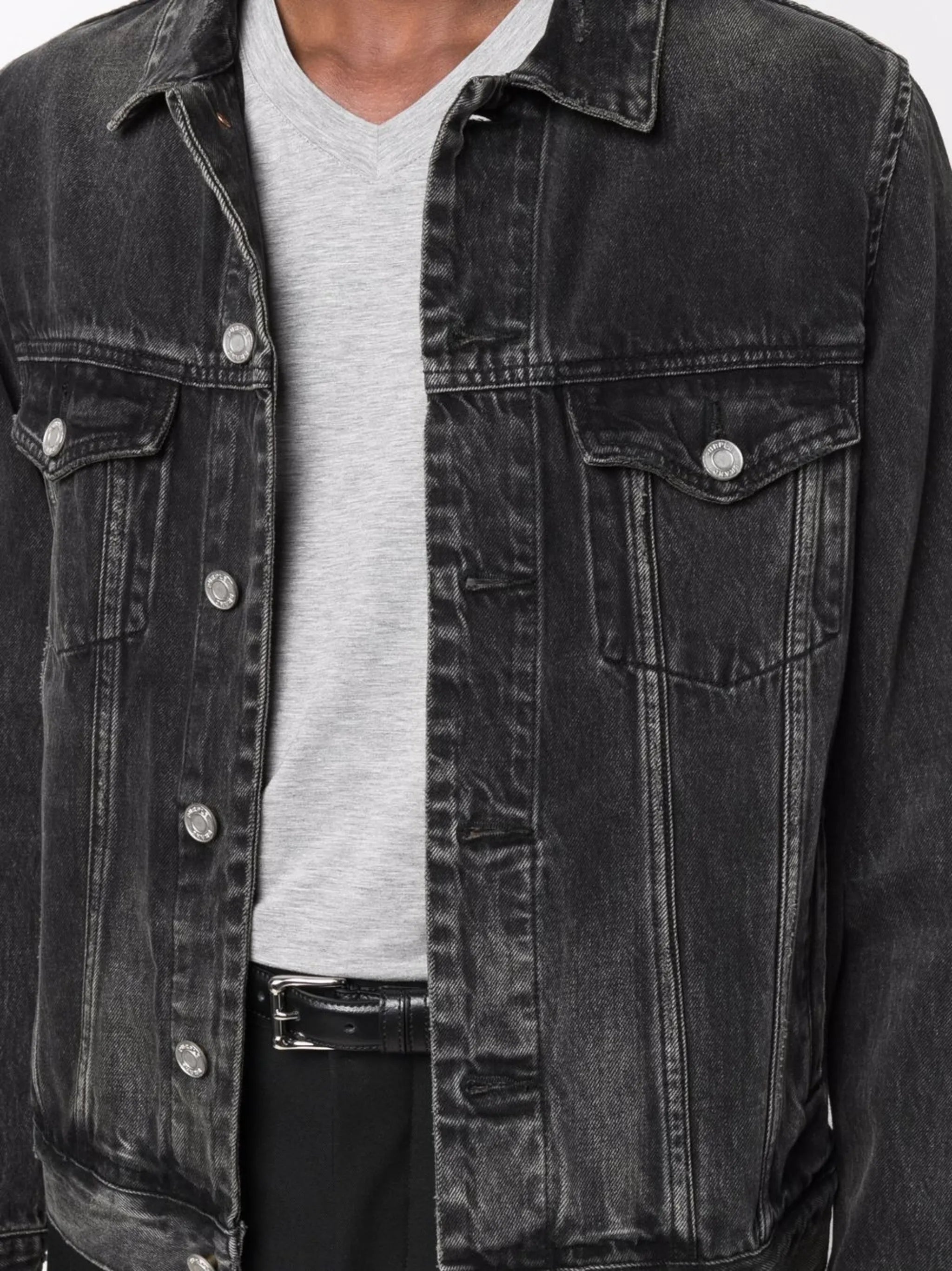 V-neck T-shirt