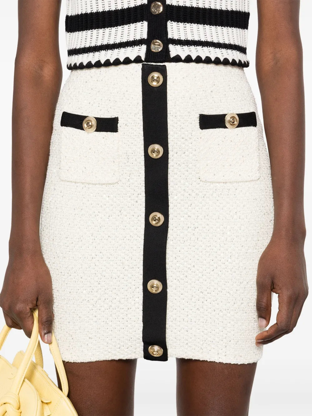 Knitted mini skirt with sequins