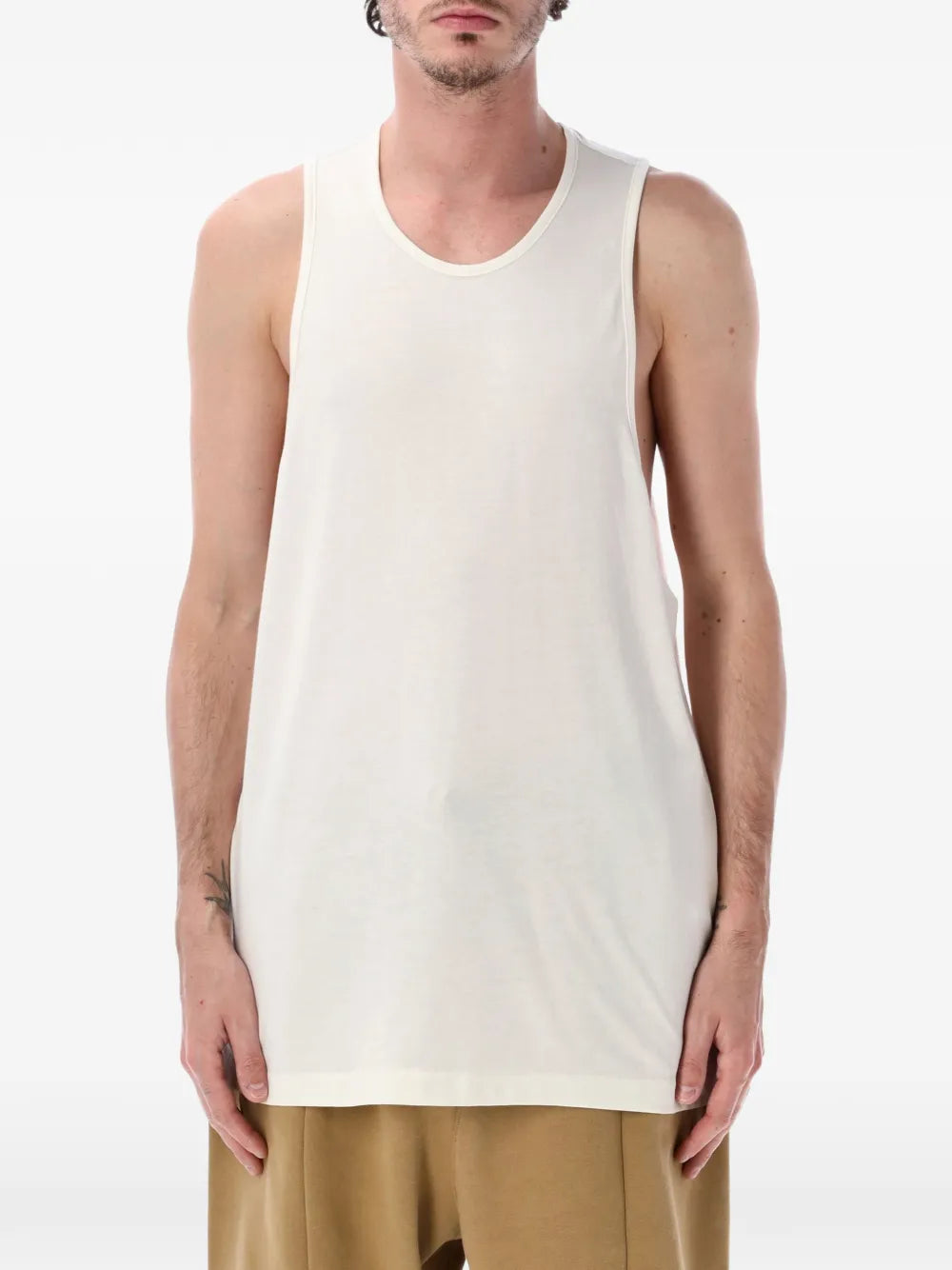 Signature Essential top s výstřihem U-lodička