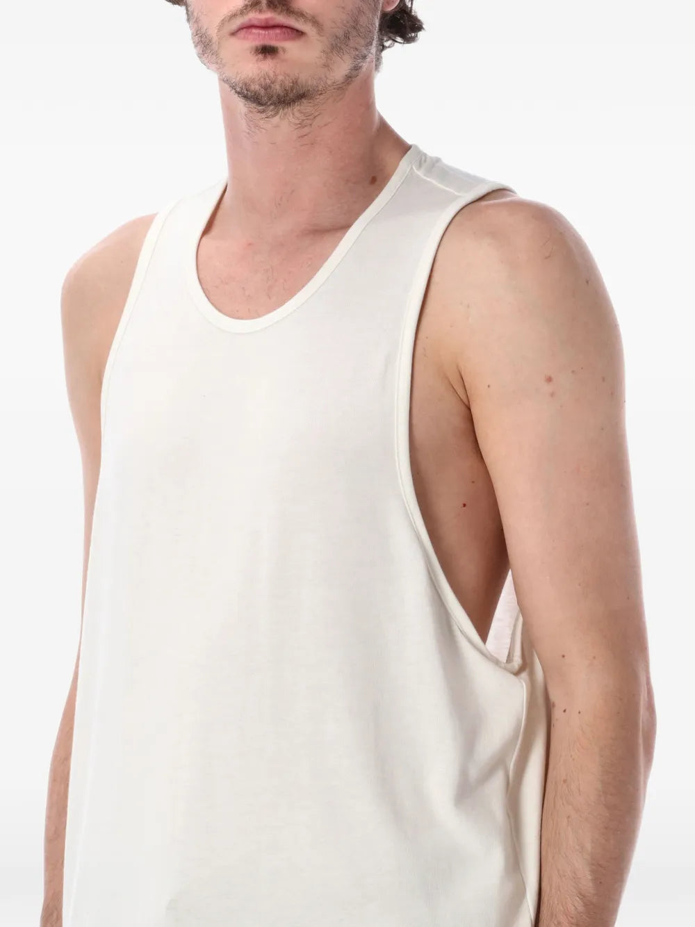 Signature Essential top s výstřihem U-lodička