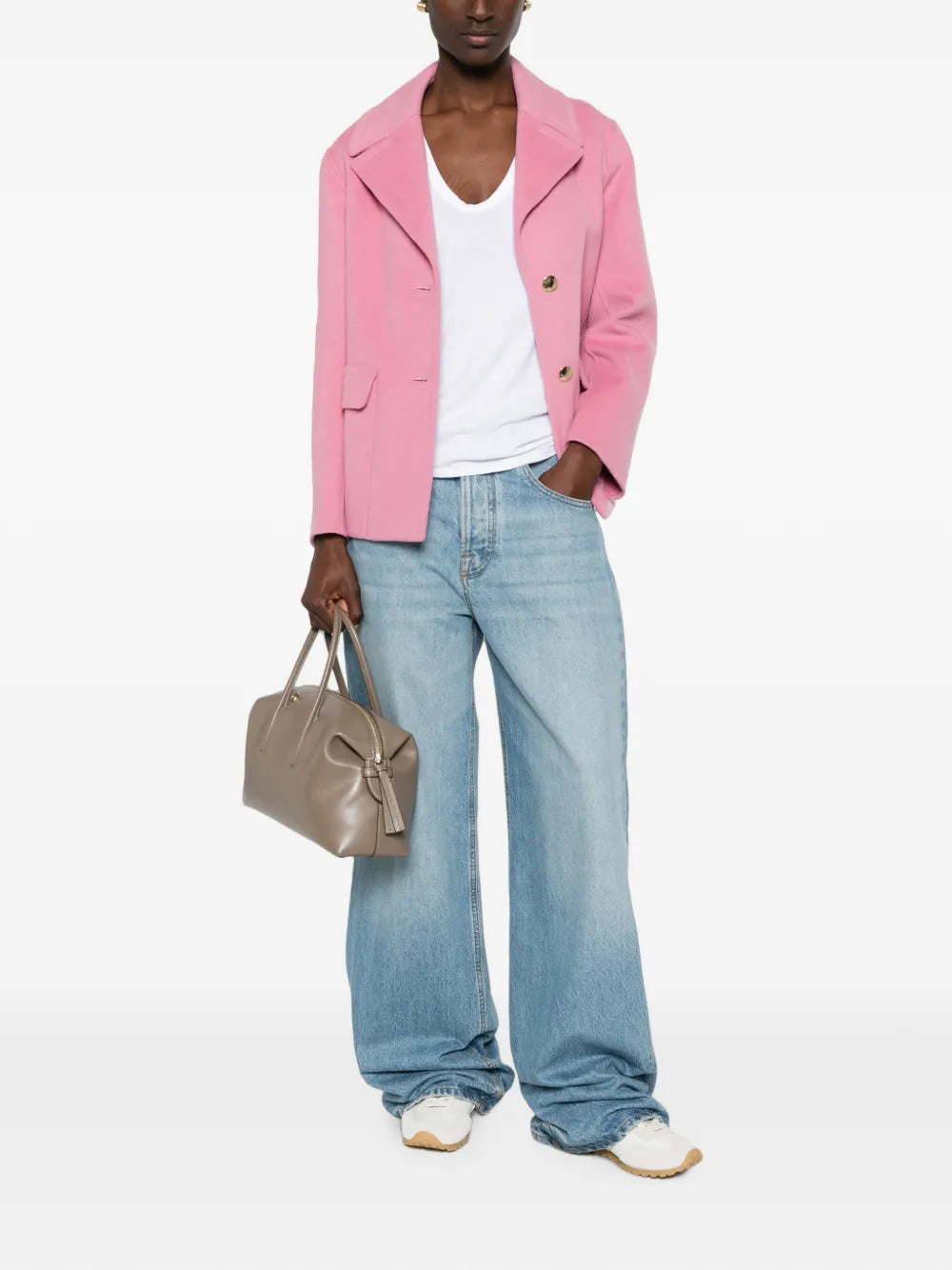 Jacket with button closure and notched lapel