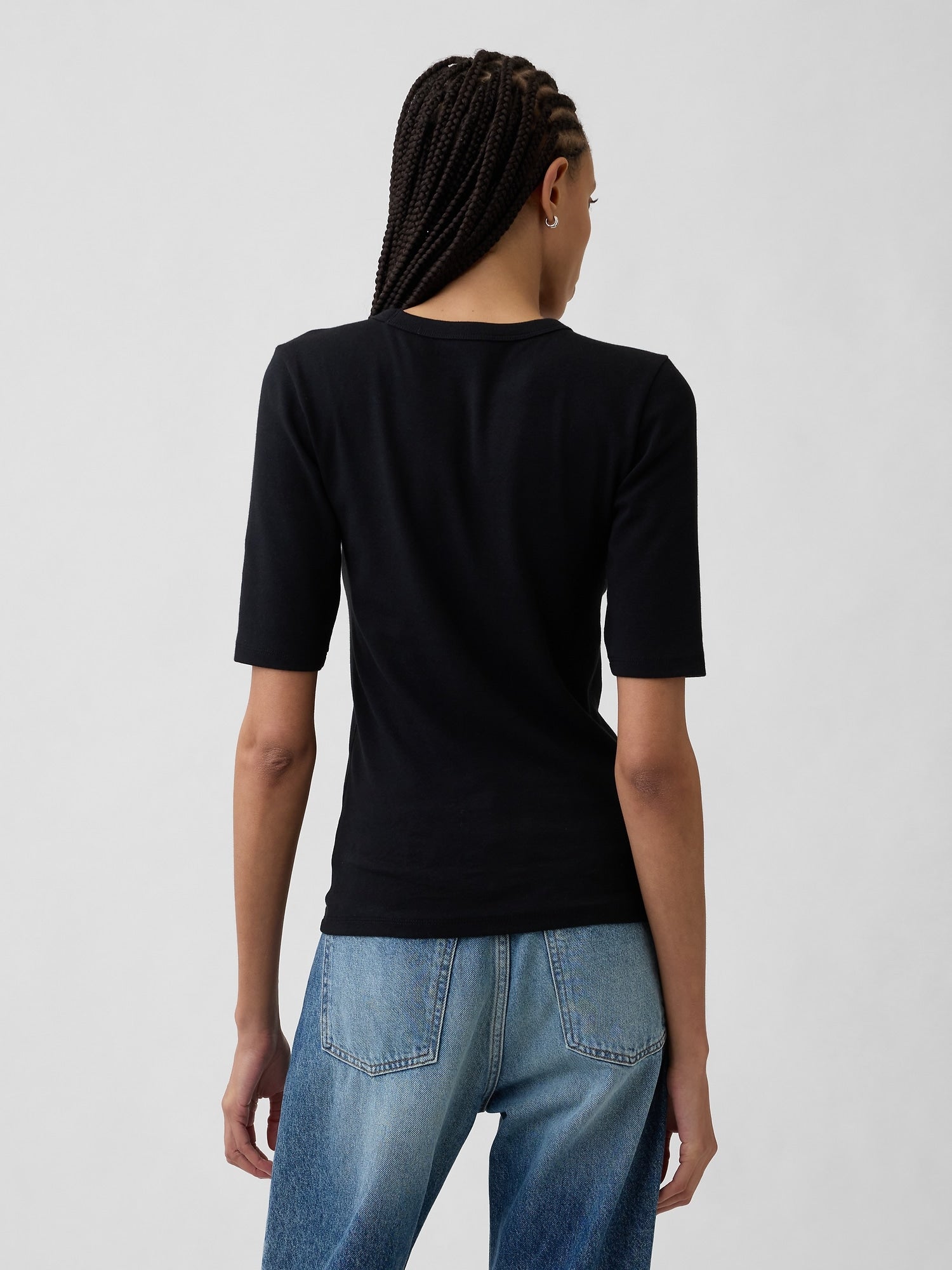 Half-sleeve T-shirt