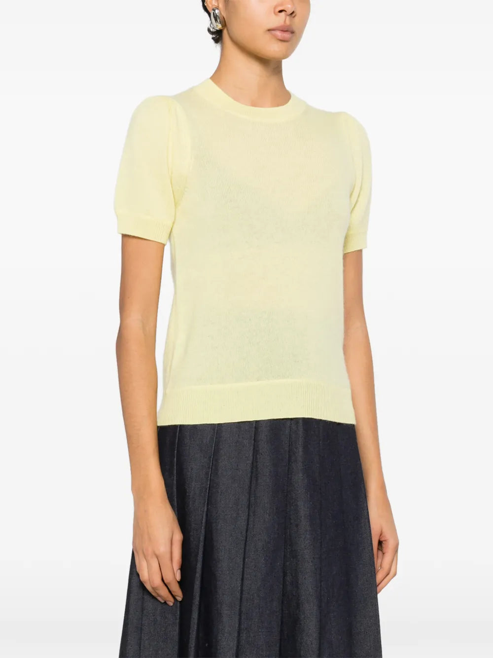 Short-sleeved T-shirt