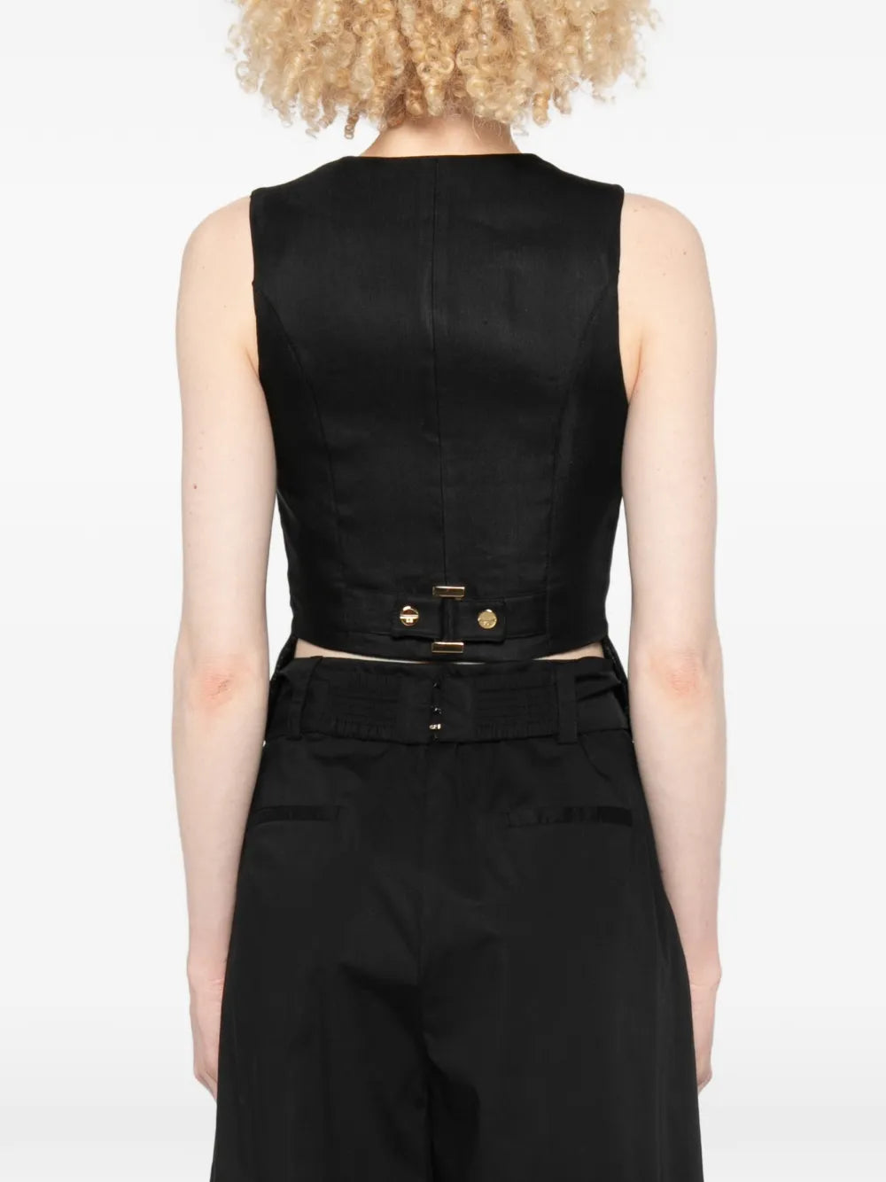 Buttoned vest